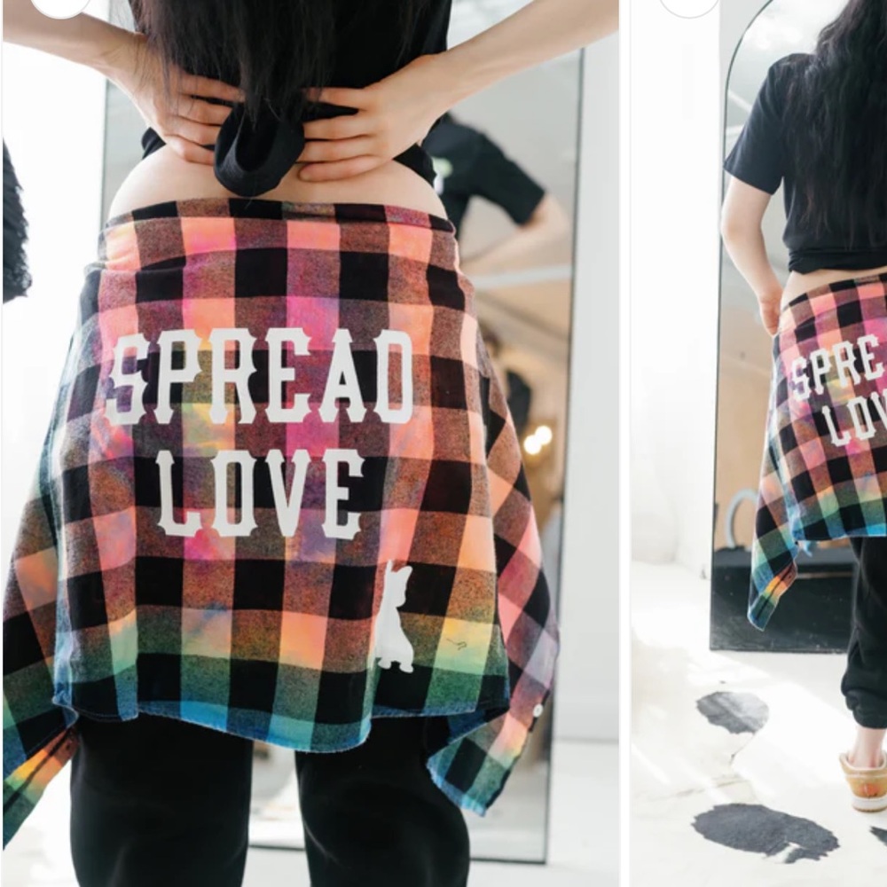 Spread Love tie dye flannel size M - Picture 8 of 8